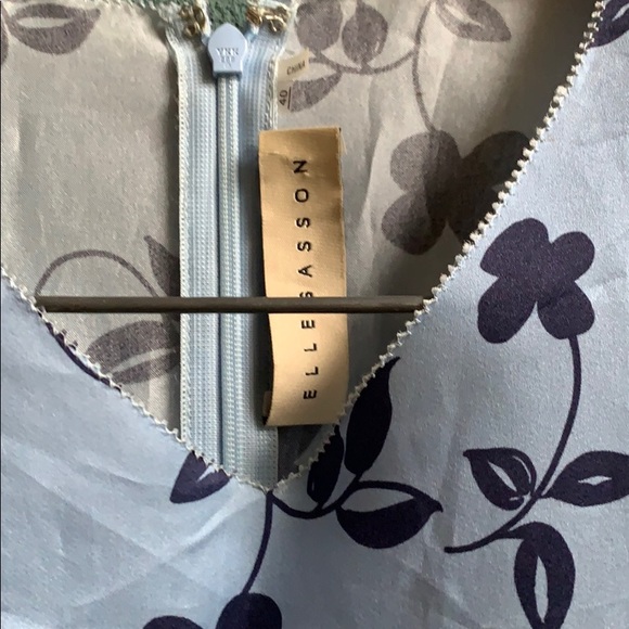 Ellesasson Dress - Picture 4 of 4